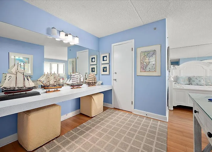 3 Bedroom With A Direct Ocean Front At The Capri! * Ocean Stadt