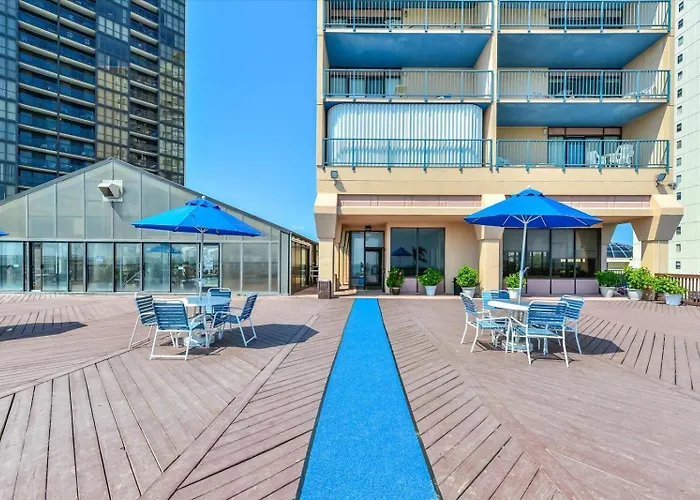 3 Bedroom With A Direct Ocean Front At The Capri! Ocean Stadt