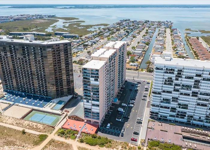 3 Bedroom With A Direct Ocean Front At The Capri! Ferienhaus Ocean Stadt